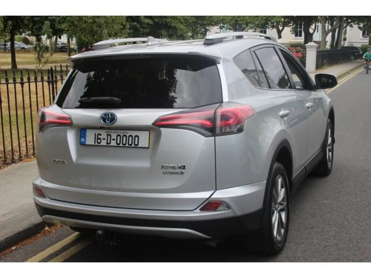 Toyota RAV4 Estate, Petrol Hybrid, 2016, Silver