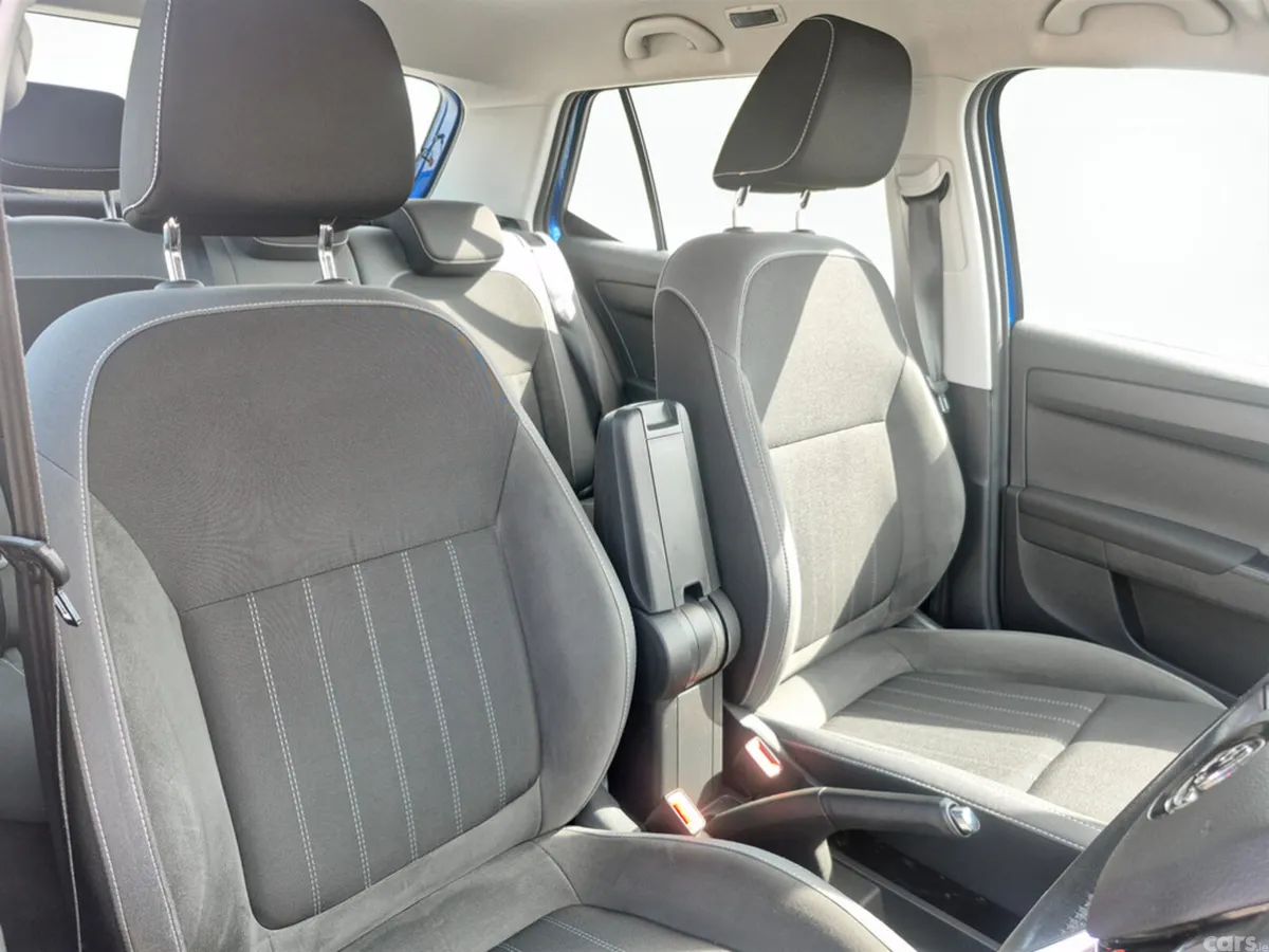 Skoda Fabia Hatchback, Petrol, 2020, Blue