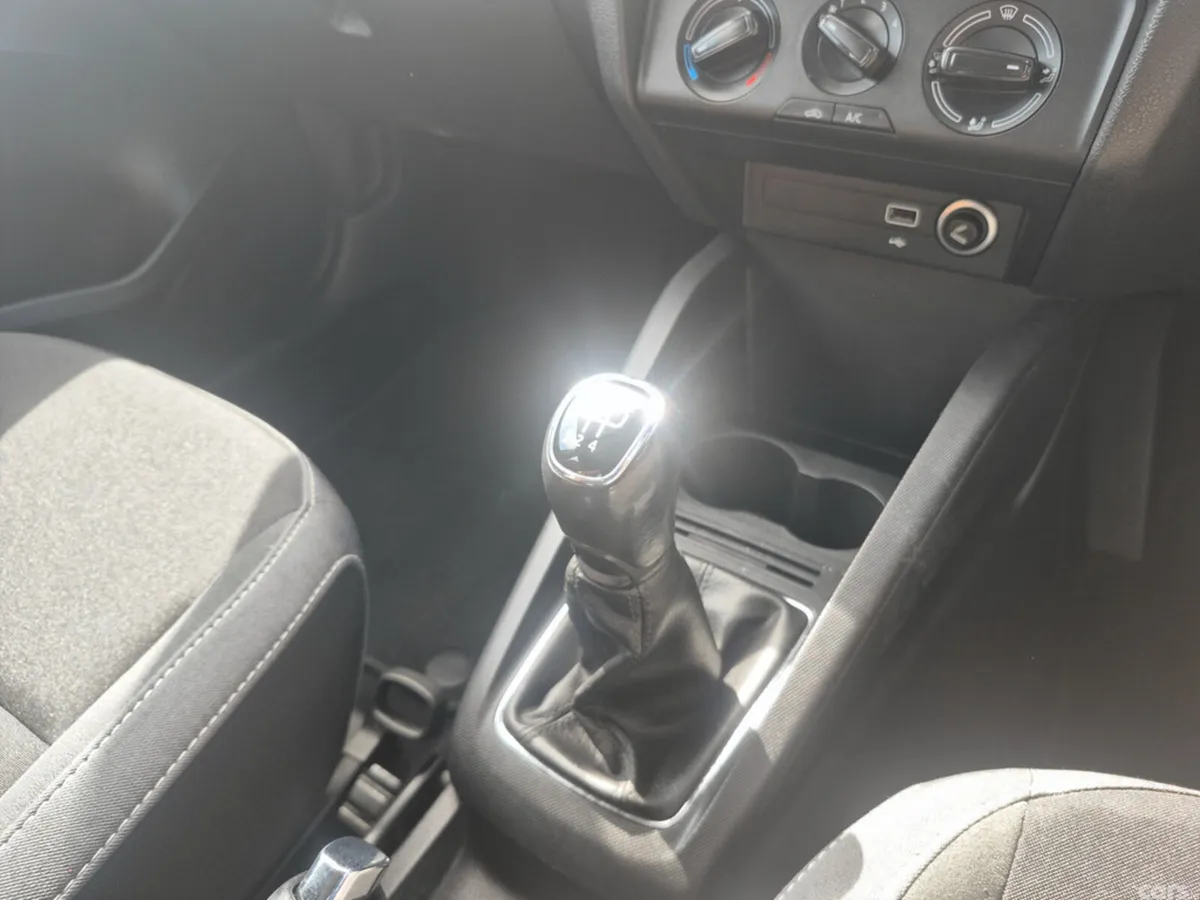 Skoda Fabia Hatchback, Petrol, 2020, Blue