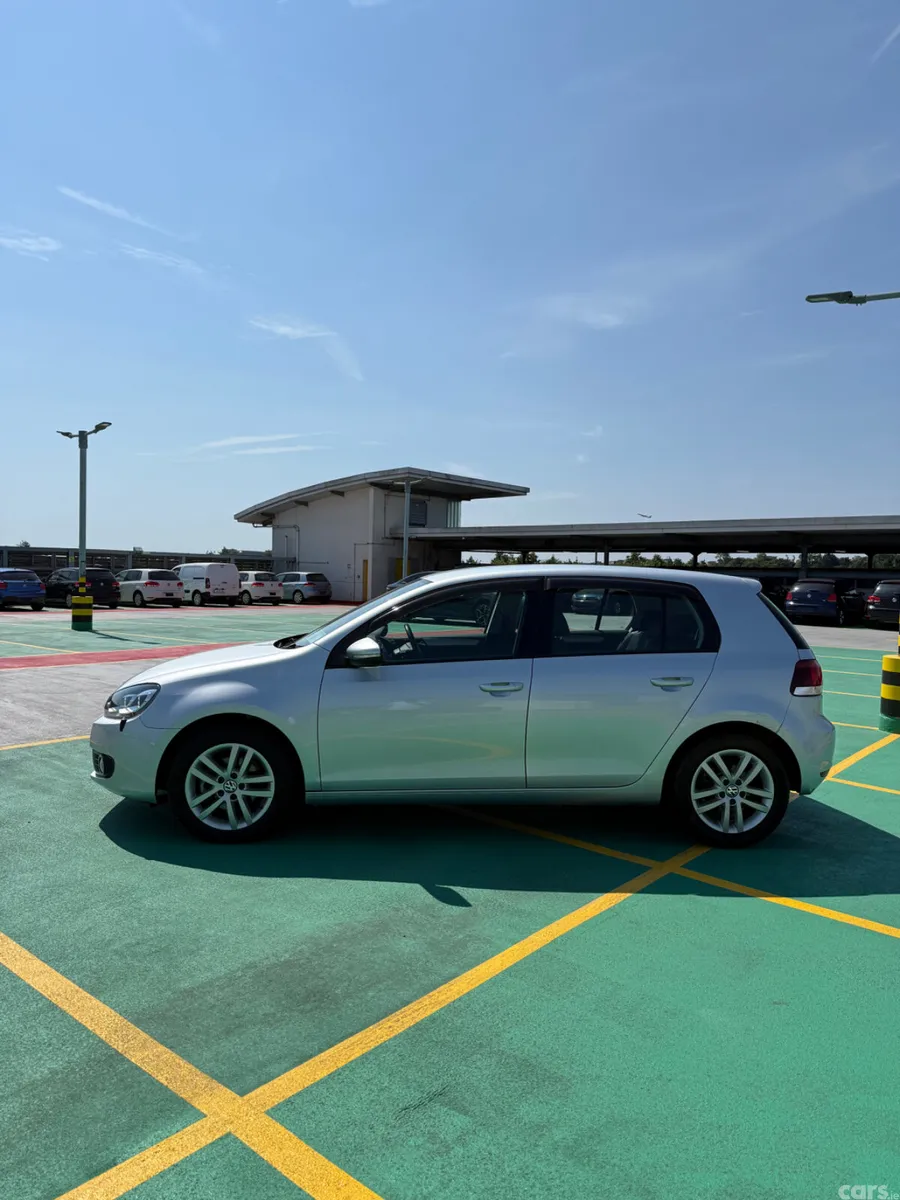 Volkswagen Golf Hatchback, Petrol, 2012, Silver