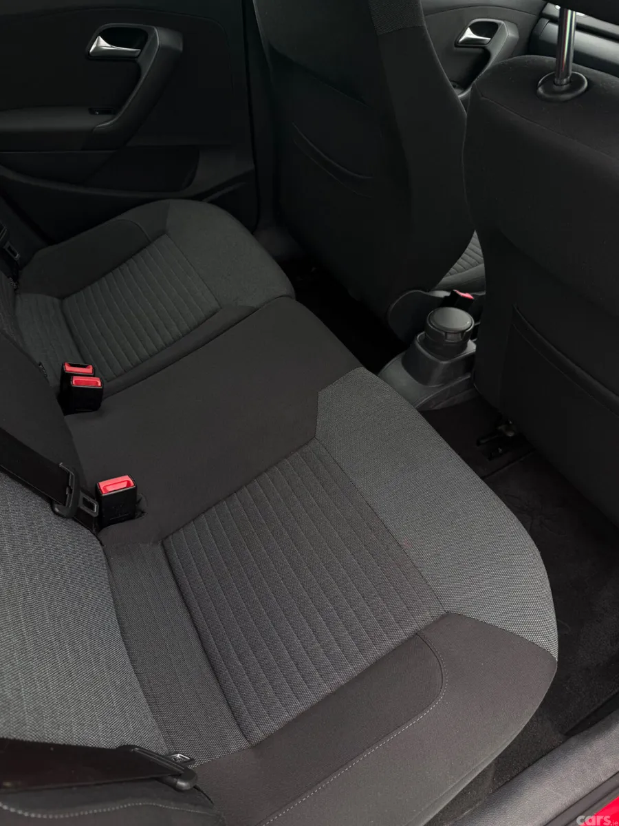 Volkswagen Golf Hatchback, Petrol, 2011, Red