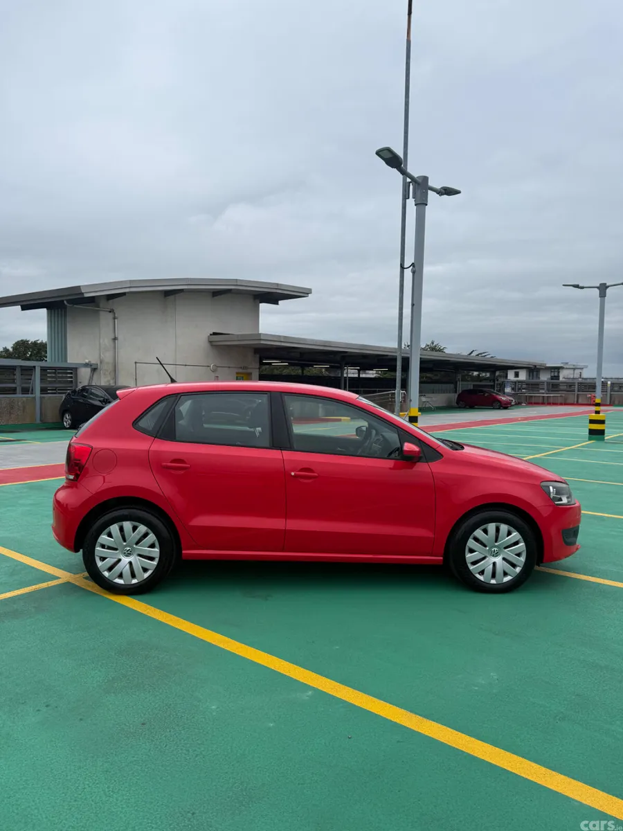 Volkswagen Golf Hatchback, Petrol, 2011, Red