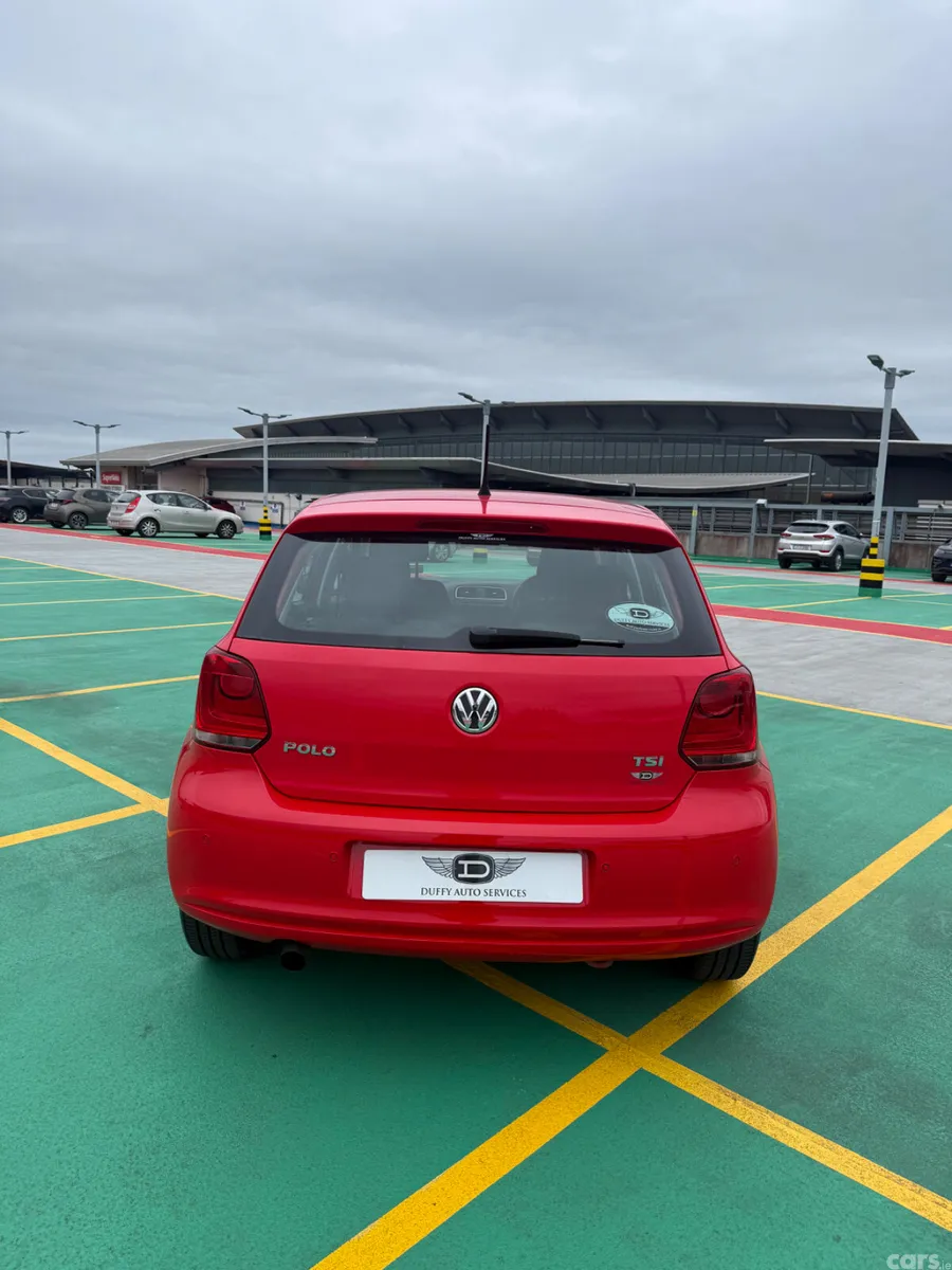 Volkswagen Golf Hatchback, Petrol, 2011, Red