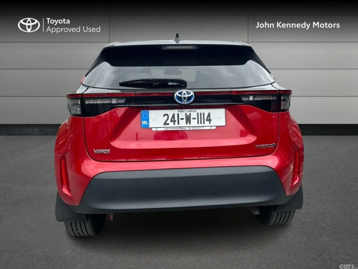 Toyota Yaris Cross Hatchback, Petrol Hybrid, 2024, Red