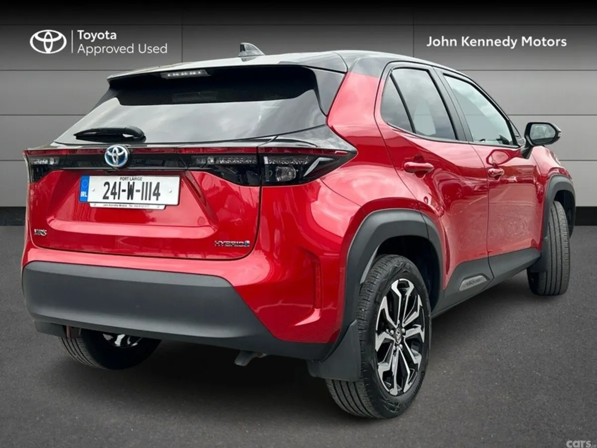 Toyota Yaris Cross Hatchback, Petrol Hybrid, 2024, Red