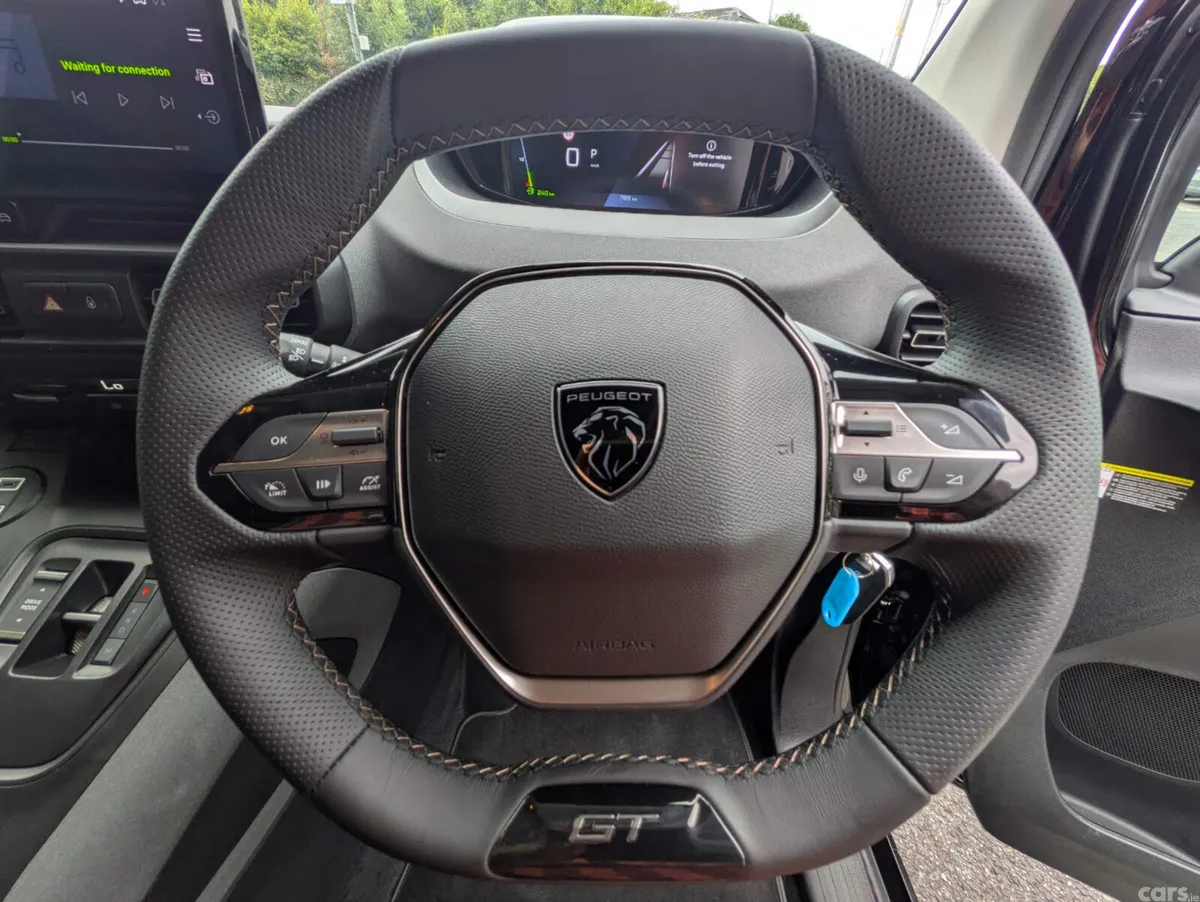 Peugeot Rifter MPV, Diesel, 2026, Black