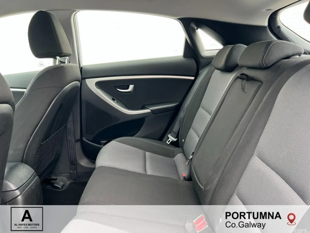Hyundai i30 Hatchback, Diesel, 2016, White