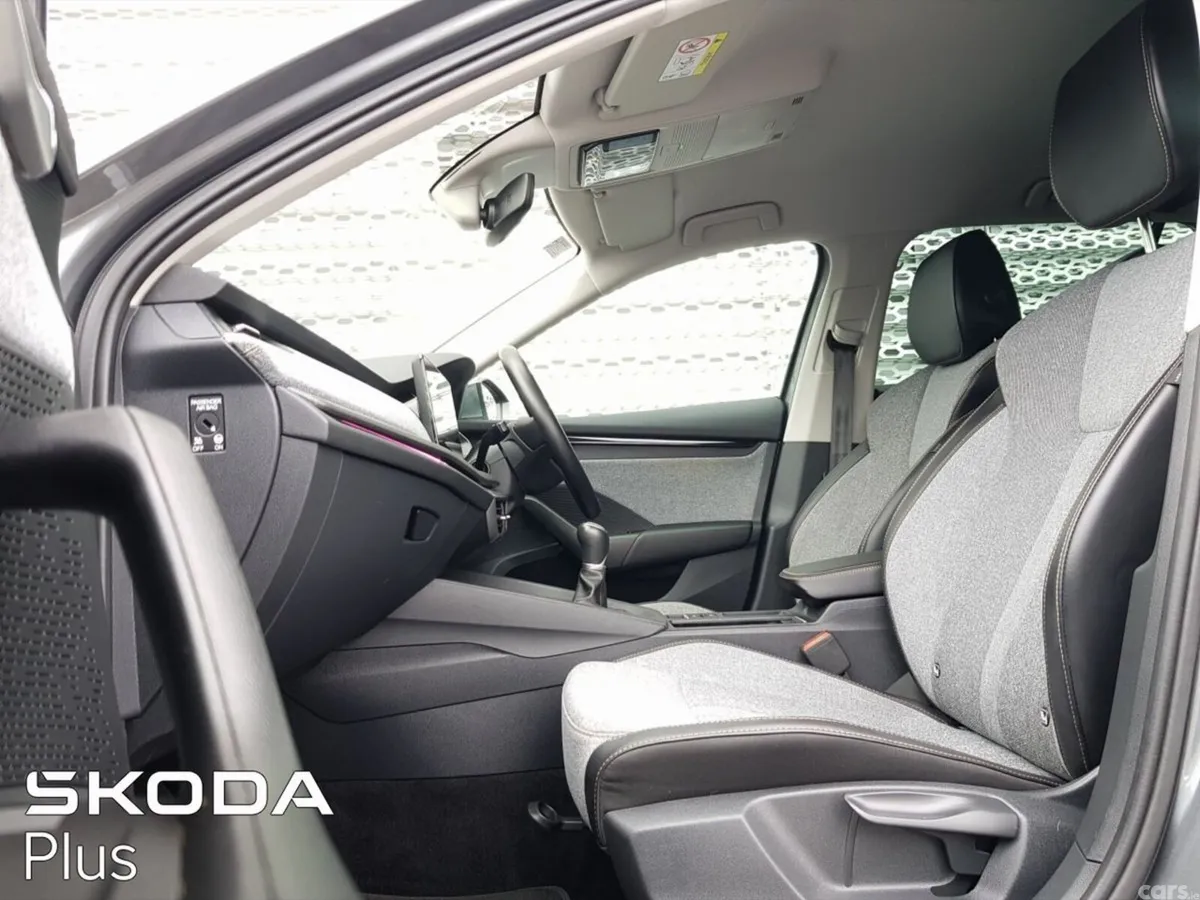 Skoda Octavia Estate, Diesel, 2024, Grey