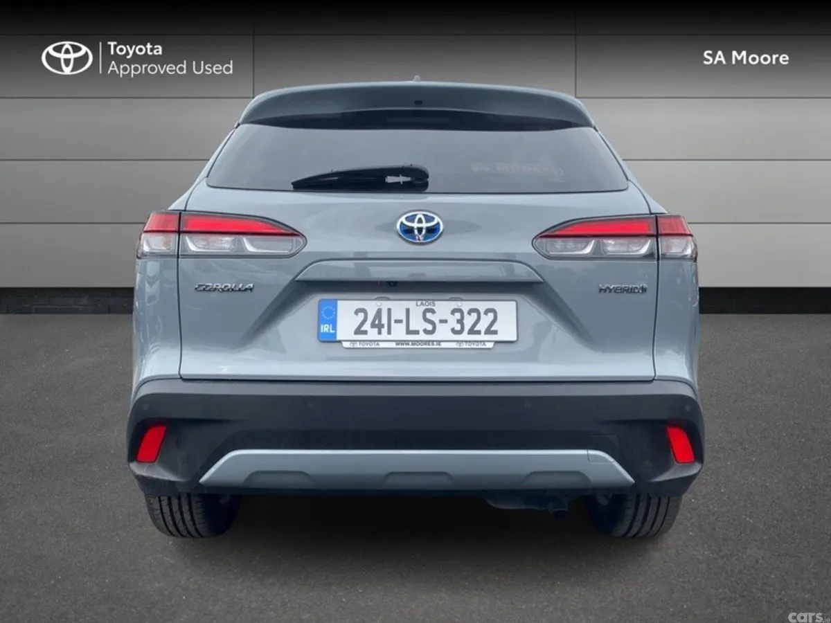 Toyota Corolla Cross Hatchback, Petrol Hybrid, 2024, Grey