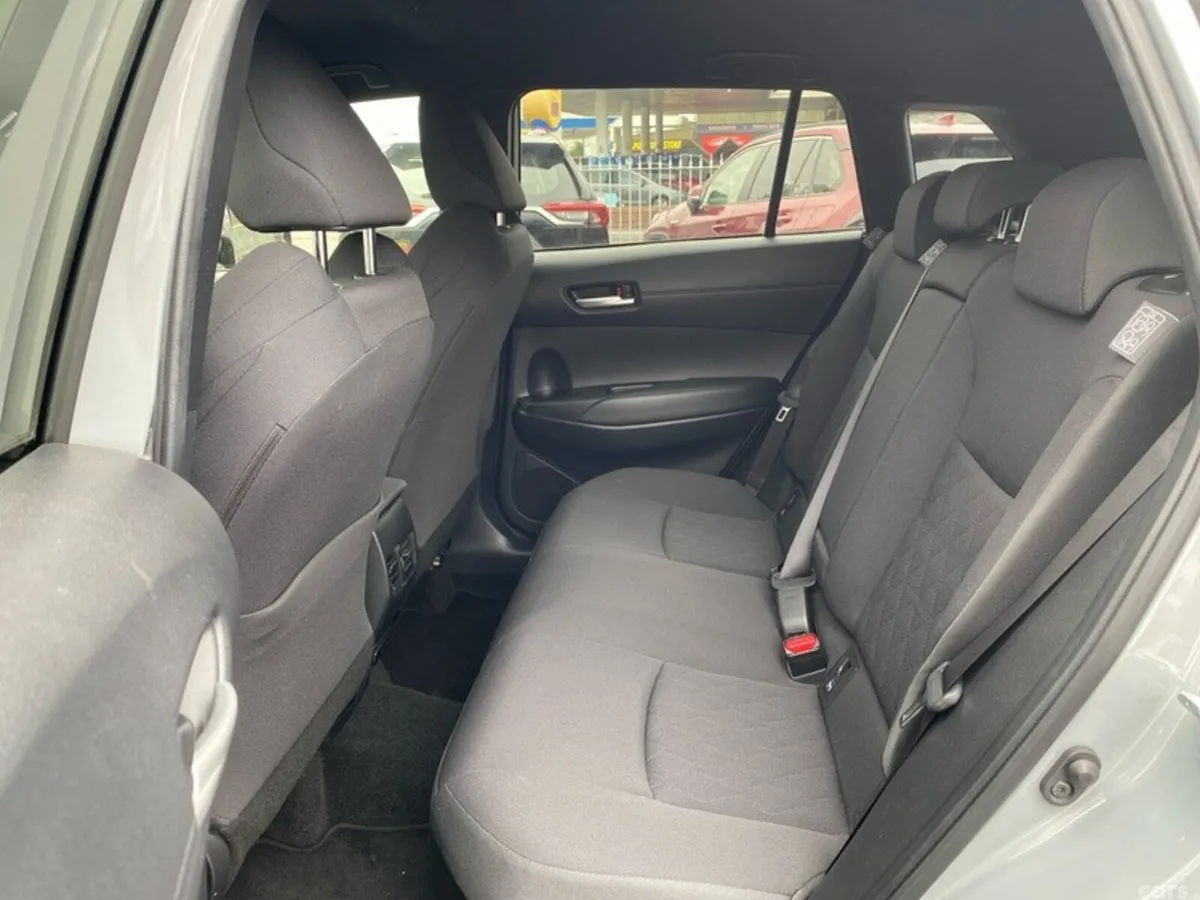 Toyota Corolla Cross Hatchback, Petrol Hybrid, 2024, Grey