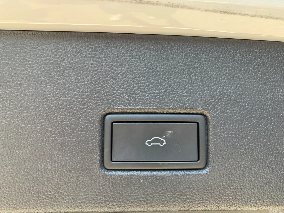Volkswagen T-Roc SUV, Diesel, 2021, White
