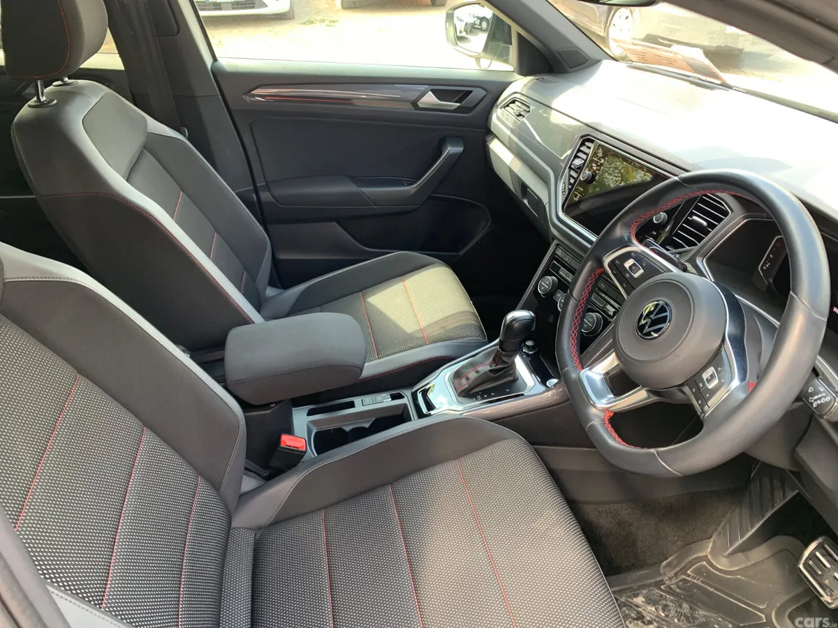 Volkswagen T-Roc SUV, Diesel, 2021, White