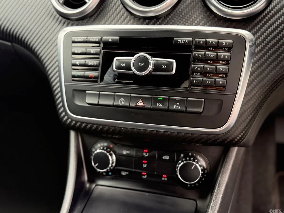Mercedes-Benz A-Class Hatchback, Petrol, 2013, White