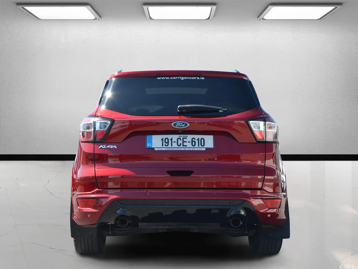 Ford Kuga SUV, Diesel, 2019, Red