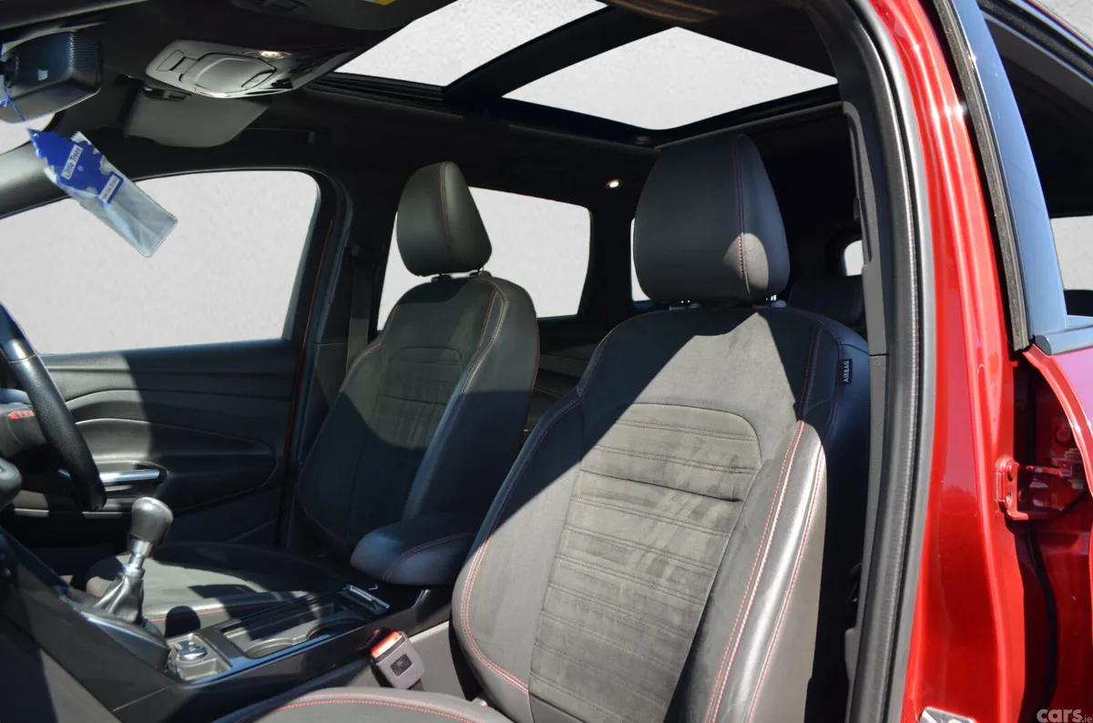 Ford Kuga SUV, Diesel, 2019, Red