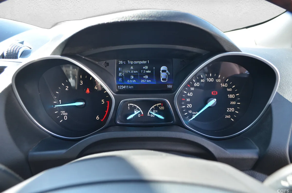 Ford Kuga SUV, Diesel, 2019, Red