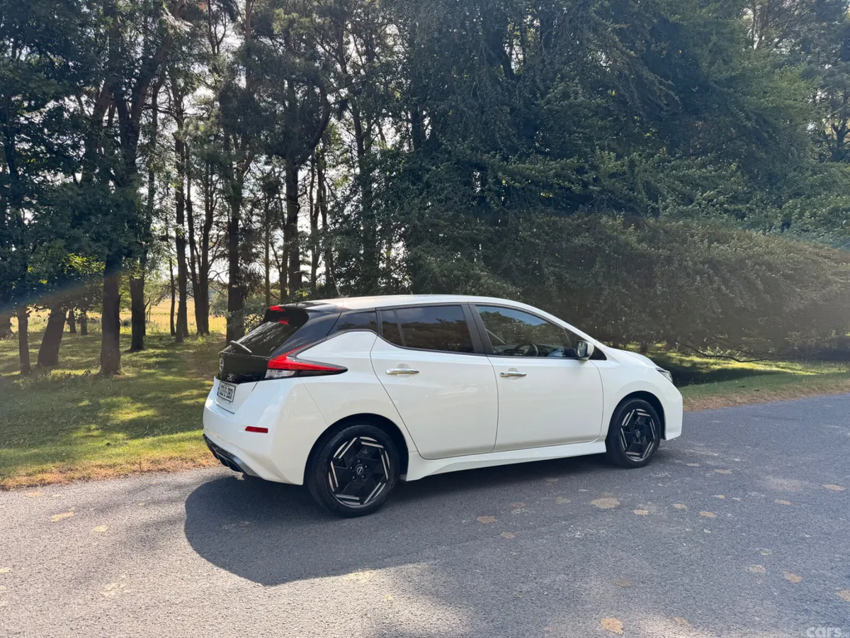 Nissan Leaf Hatchback, Electric, 2022, White