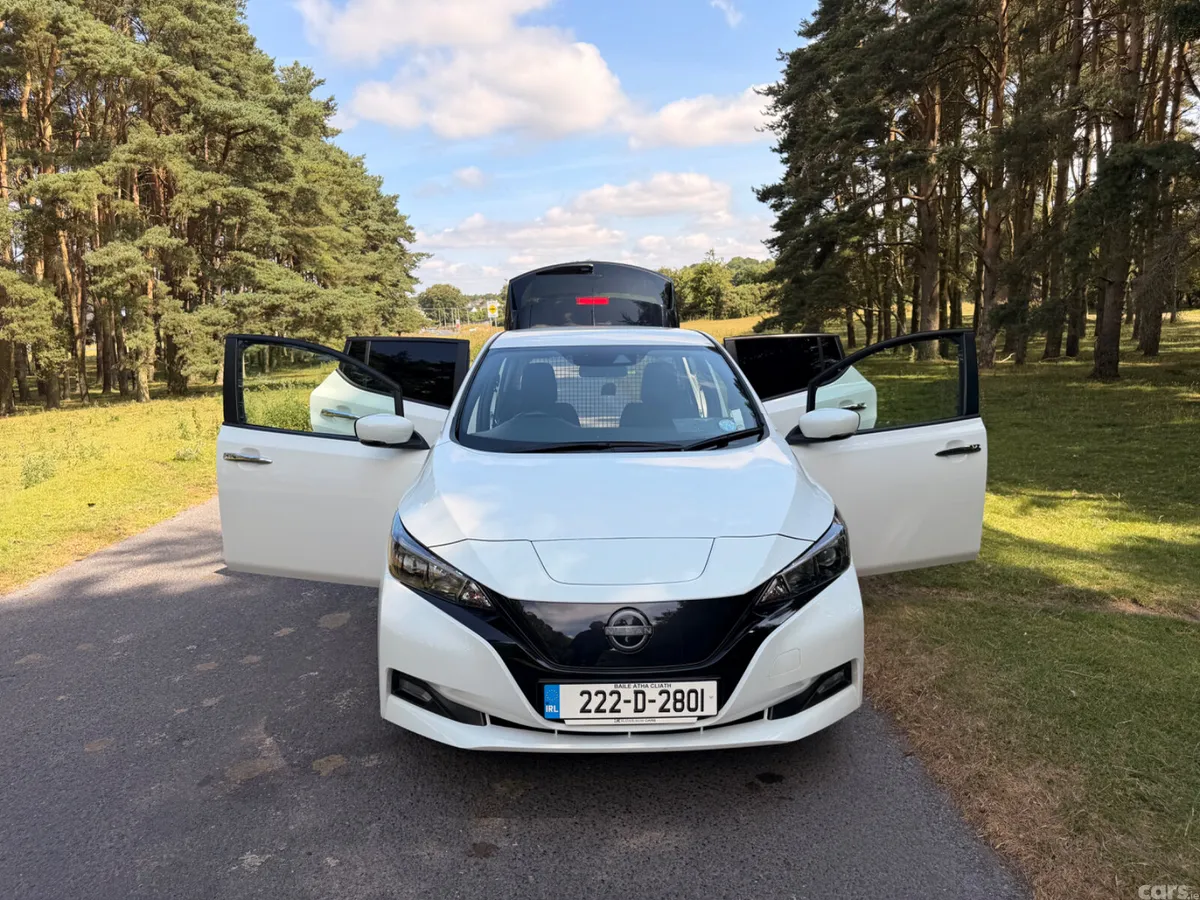 Nissan Leaf Hatchback, Electric, 2022, White