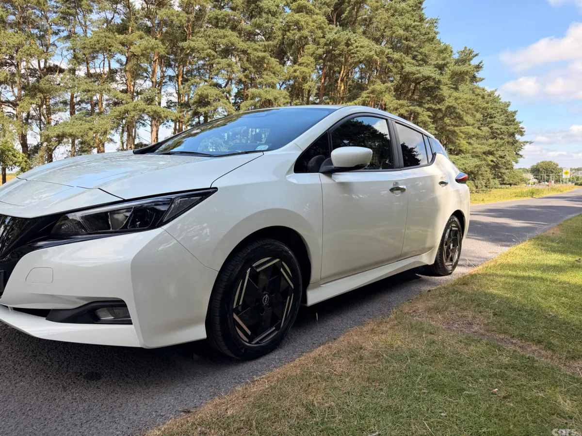 Nissan Leaf Hatchback, Electric, 2022, White