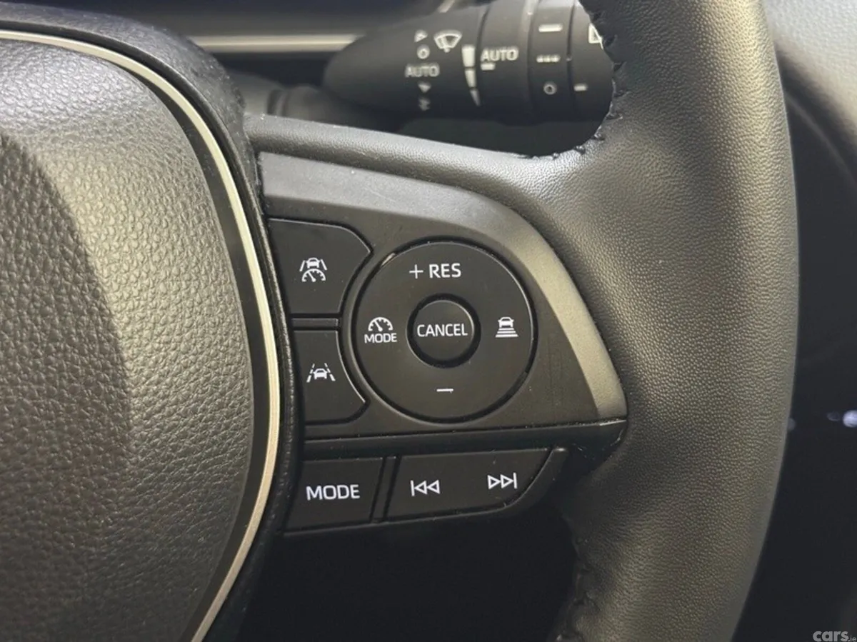 Toyota Corolla Cross SUV, Petrol Hybrid, 2024, Blue