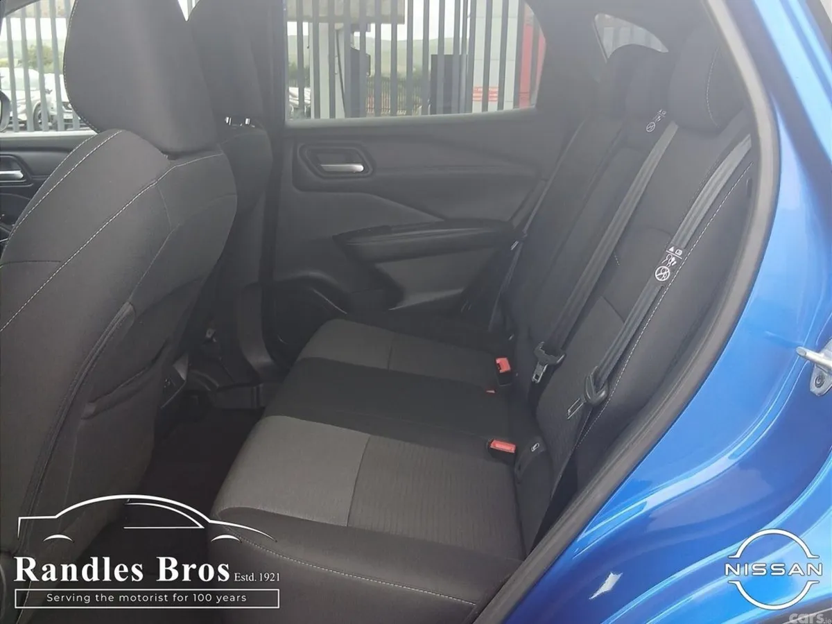 Nissan Qashqai MPV, Petrol, 2024, Blue