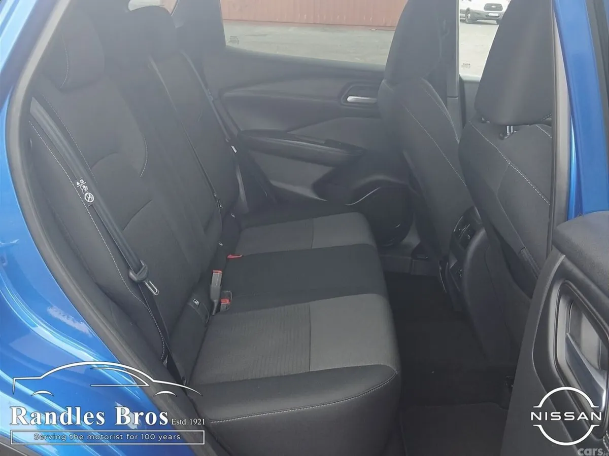 Nissan Qashqai MPV, Petrol, 2024, Blue
