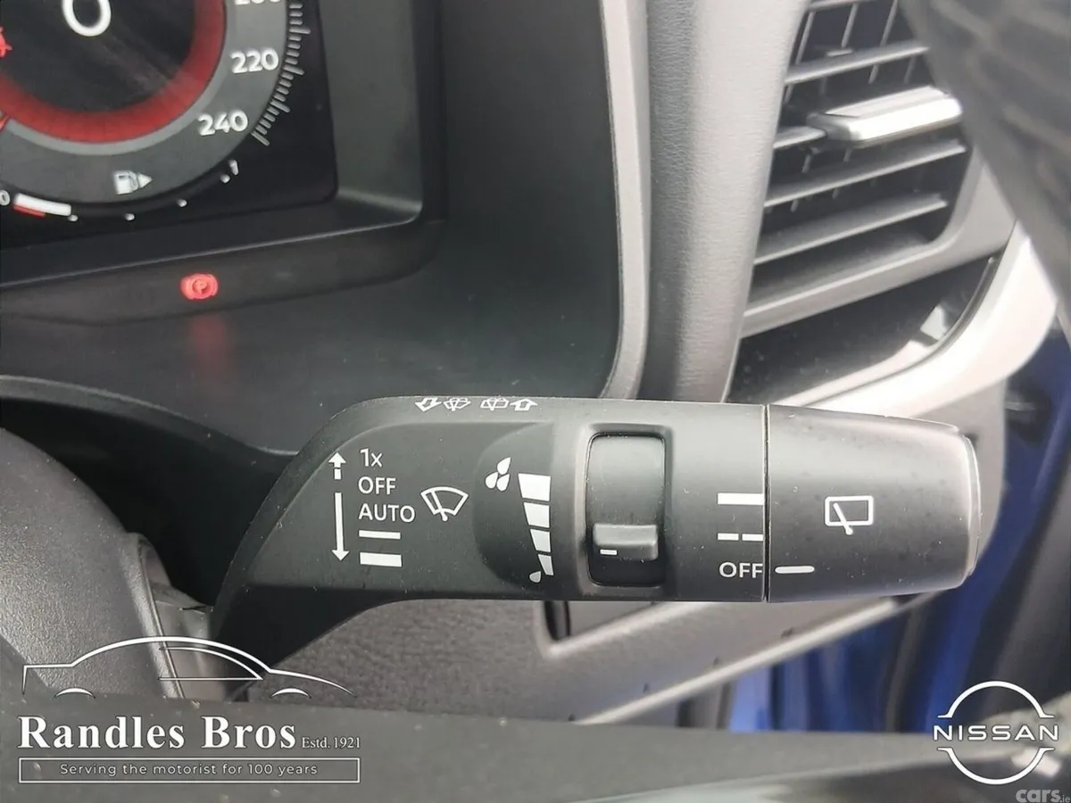 Nissan Qashqai MPV, Petrol, 2024, Blue