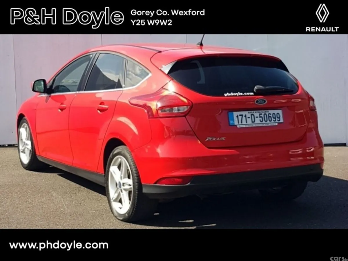 Ford Focus Hatchback, Diesel, 2017, Red