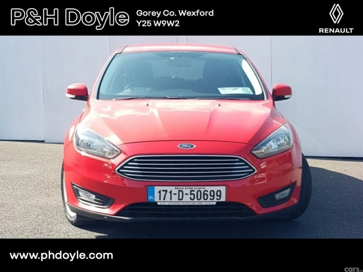 Ford Focus Hatchback, Diesel, 2017, Red