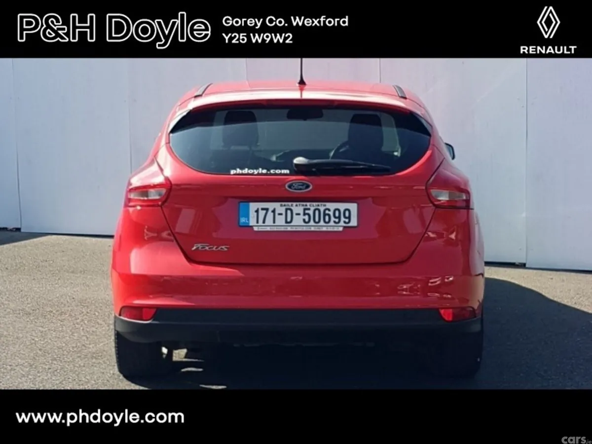 Ford Focus Hatchback, Diesel, 2017, Red