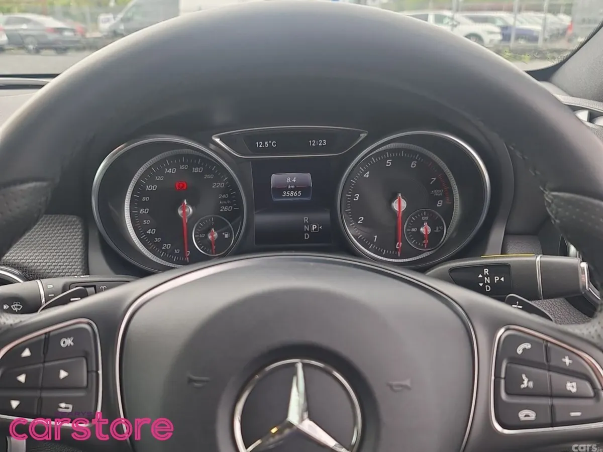 Mercedes-Benz GLA SUV, Petrol, 2017, White