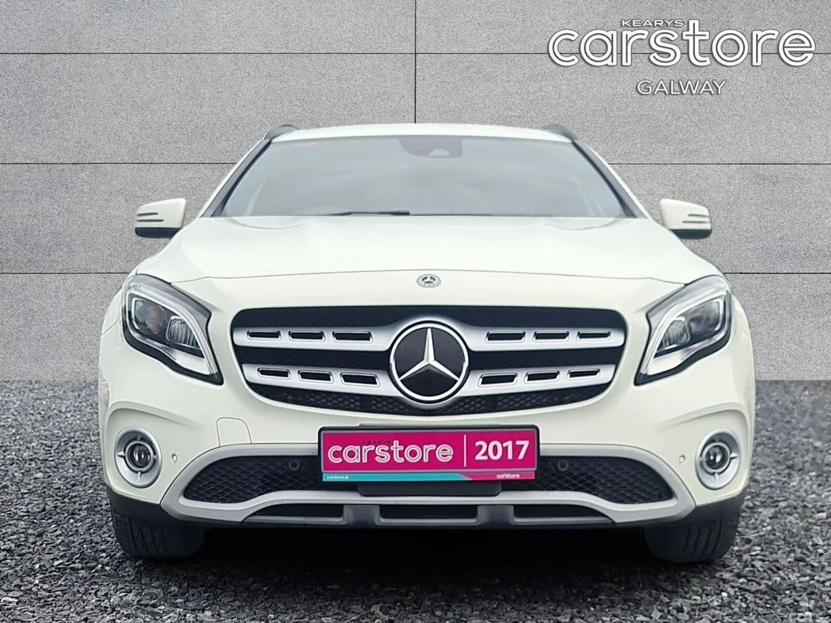 Mercedes-Benz GLA SUV, Petrol, 2017, White