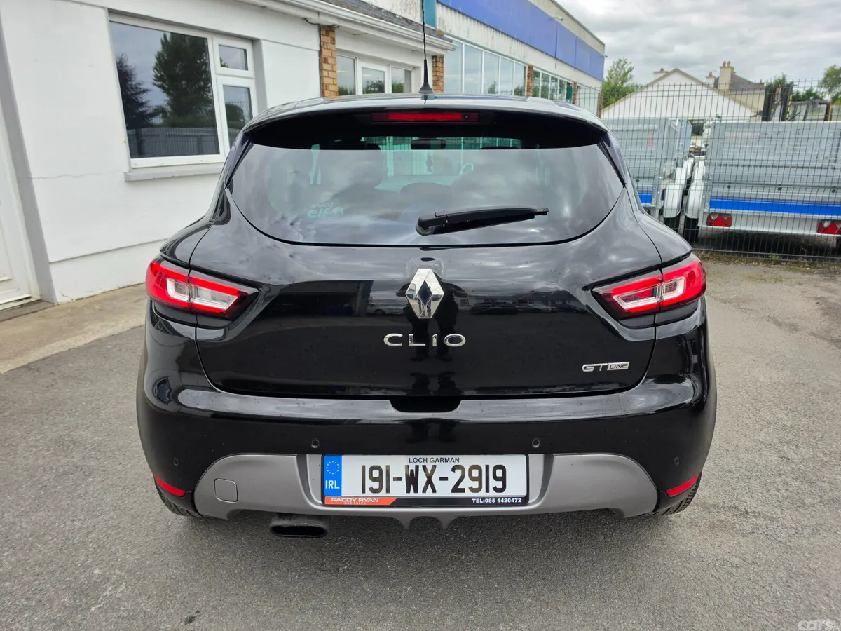Renault Clio Hatchback, Petrol, 2019, Black