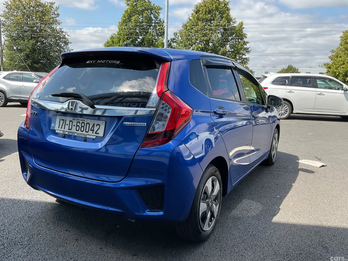 Honda Fit Hatchback, Petrol Hybrid, 2017, Blue