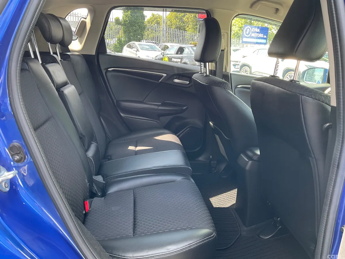 Honda Fit Hatchback, Petrol Hybrid, 2017, Blue