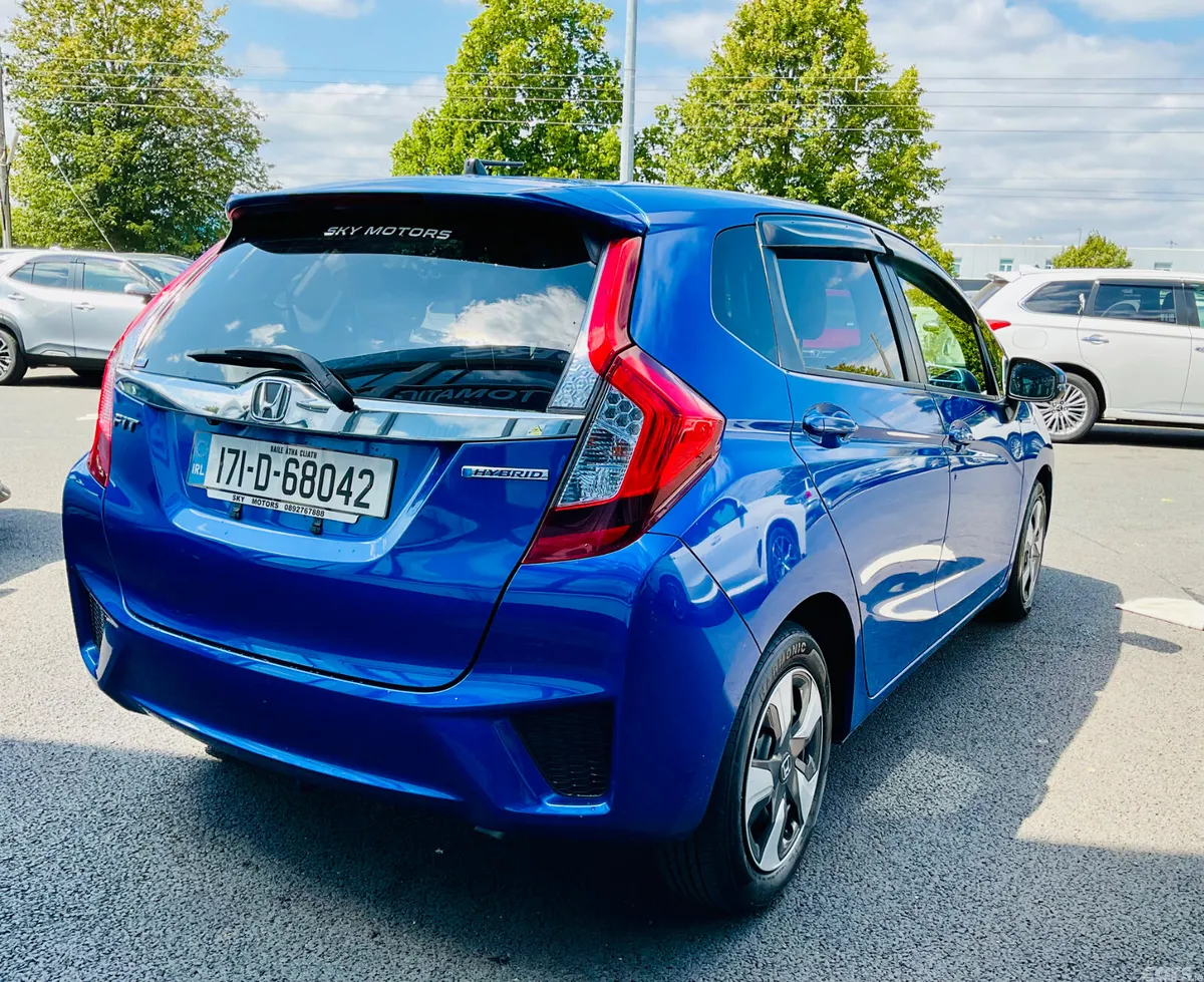 Honda Fit Hatchback, Petrol Hybrid, 2017, Blue