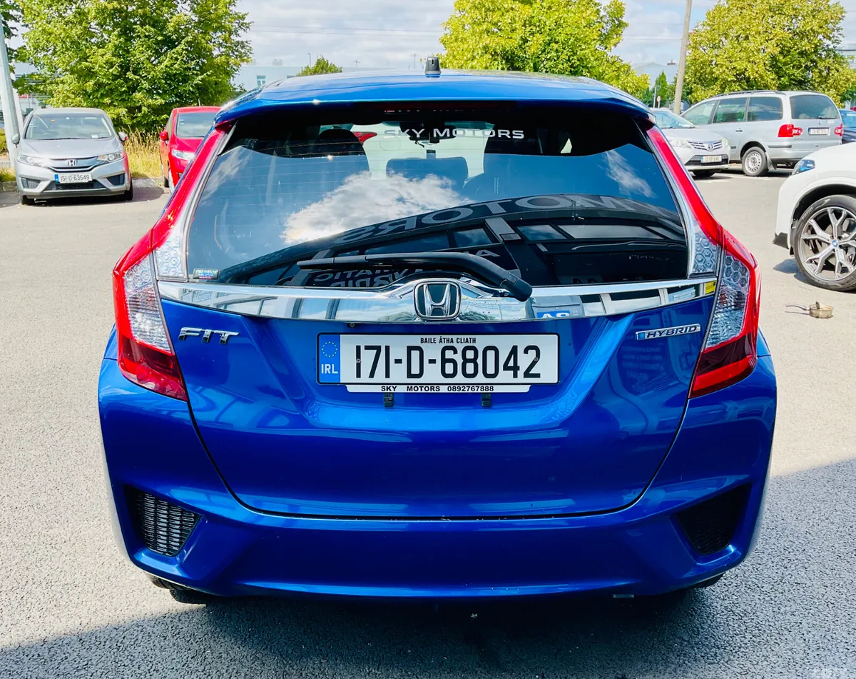 Honda Fit Hatchback, Petrol Hybrid, 2017, Blue