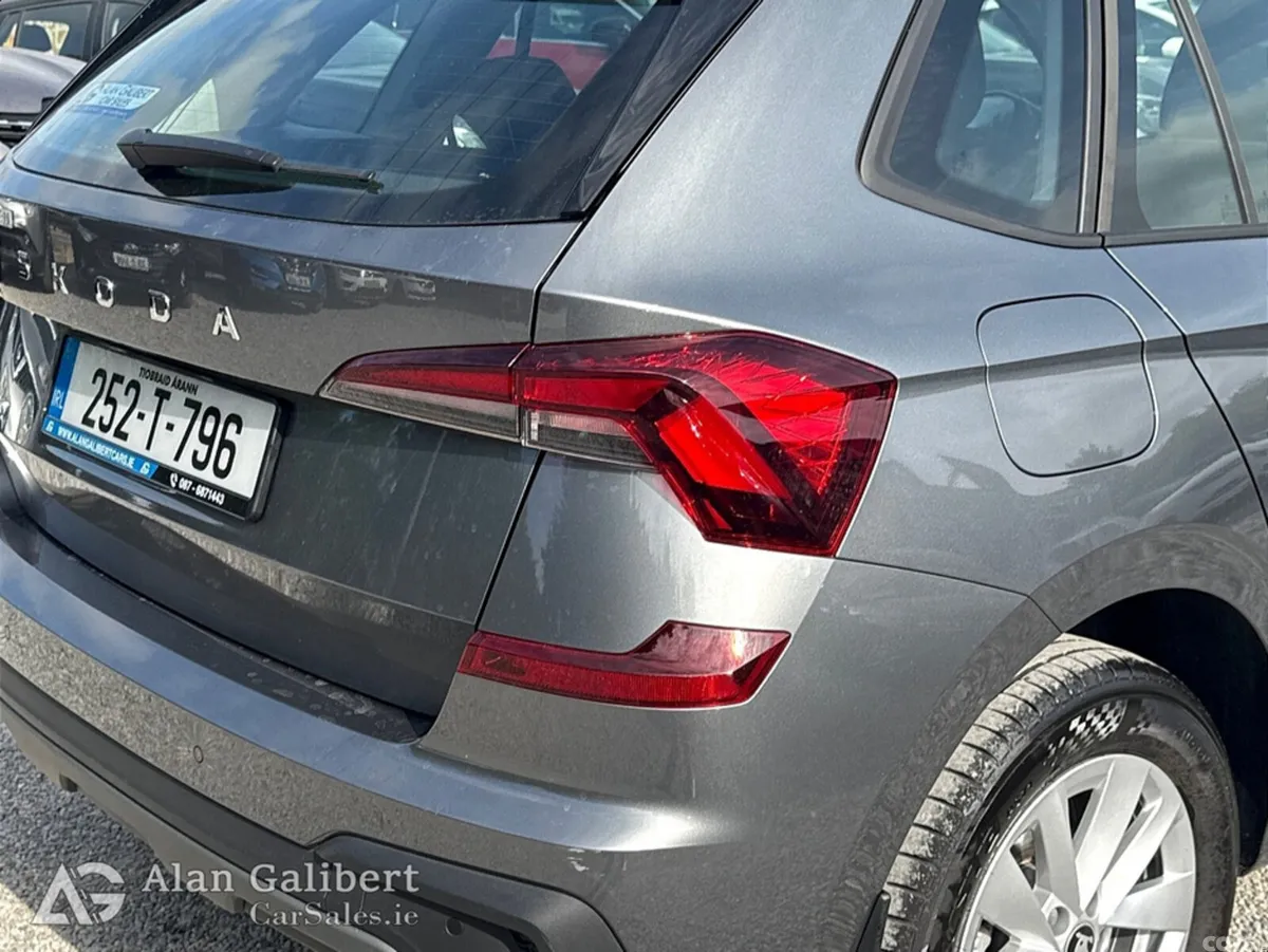 Skoda Kamiq Hatchback, Petrol, 2025, Grey