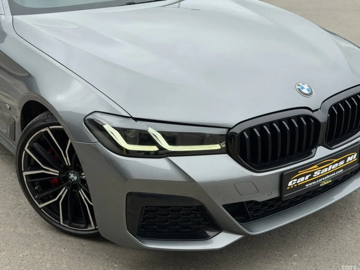 BMW 5-Series Estate, Diesel Hybrid, 2023, Grey