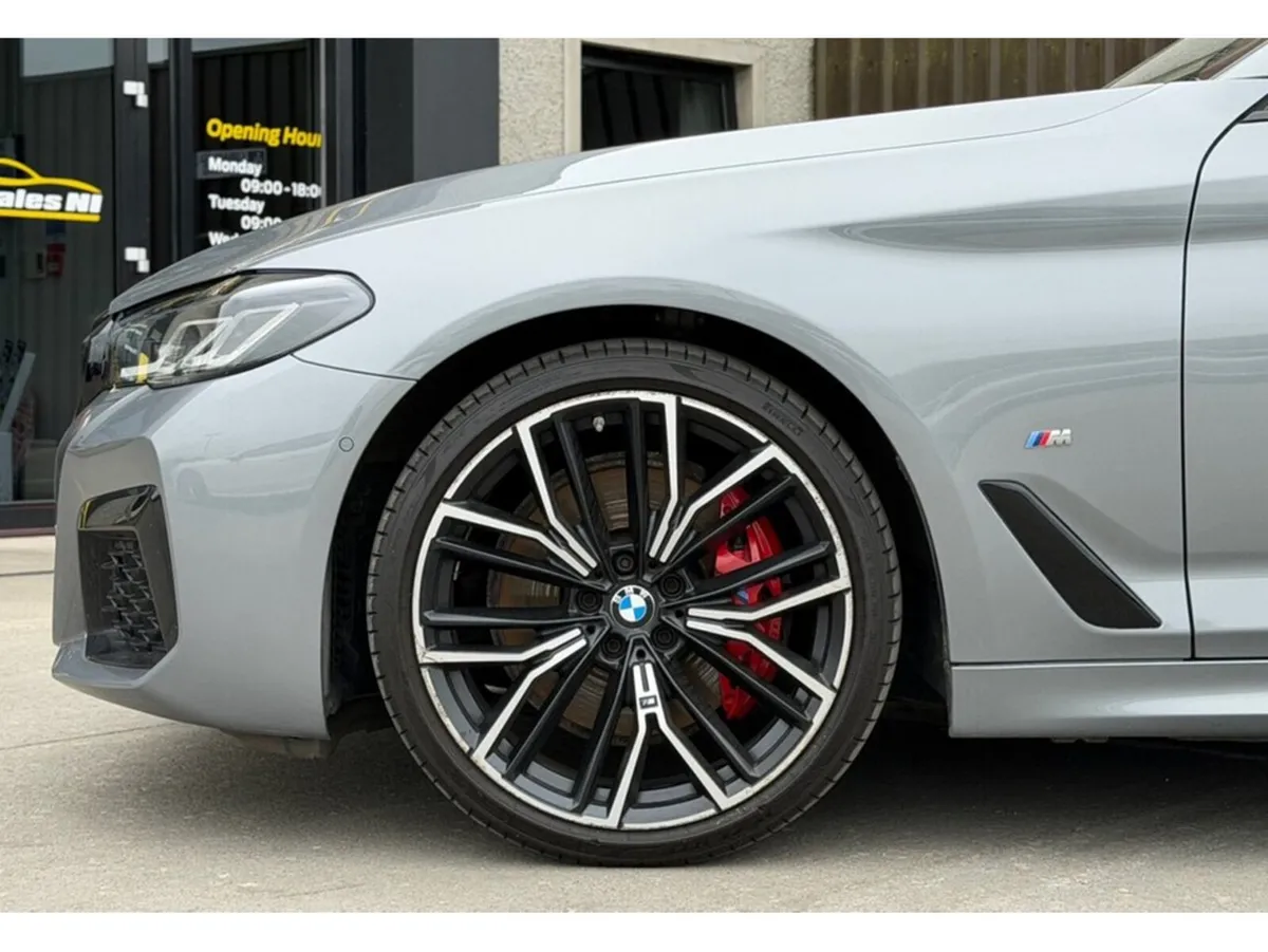 BMW 5-Series Estate, Diesel Hybrid, 2023, Grey