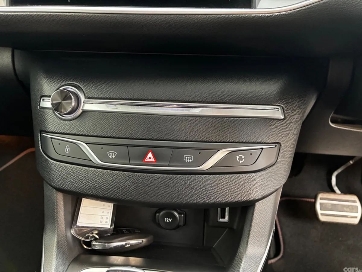 Peugeot 308 Hatchback, Diesel, 2021, White