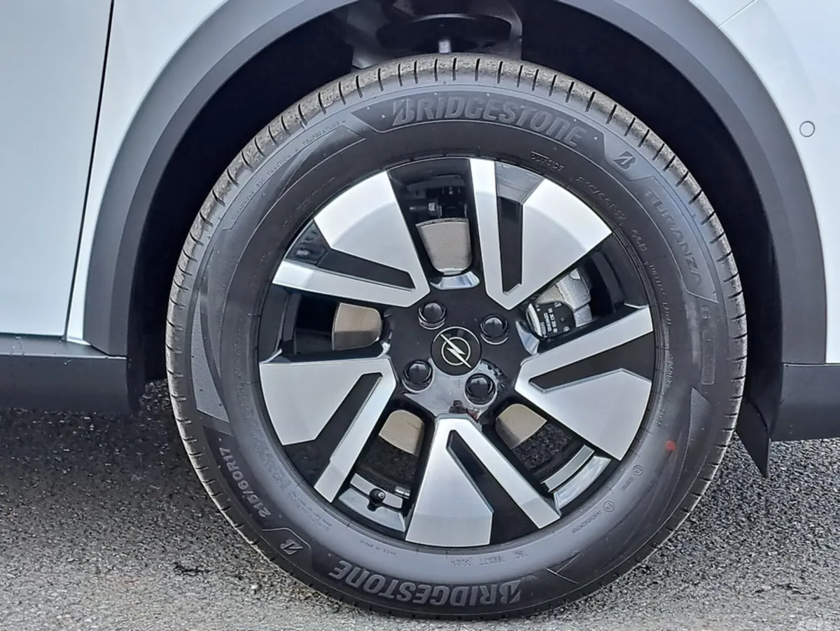 Opel Frontera SUV, Petrol Hybrid, 2026, White