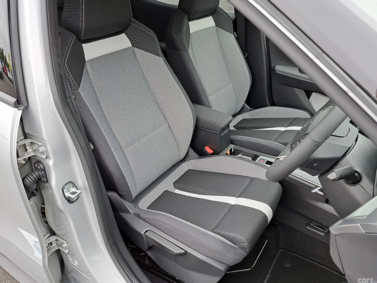 Opel Frontera SUV, Petrol Hybrid, 2027, Silver
