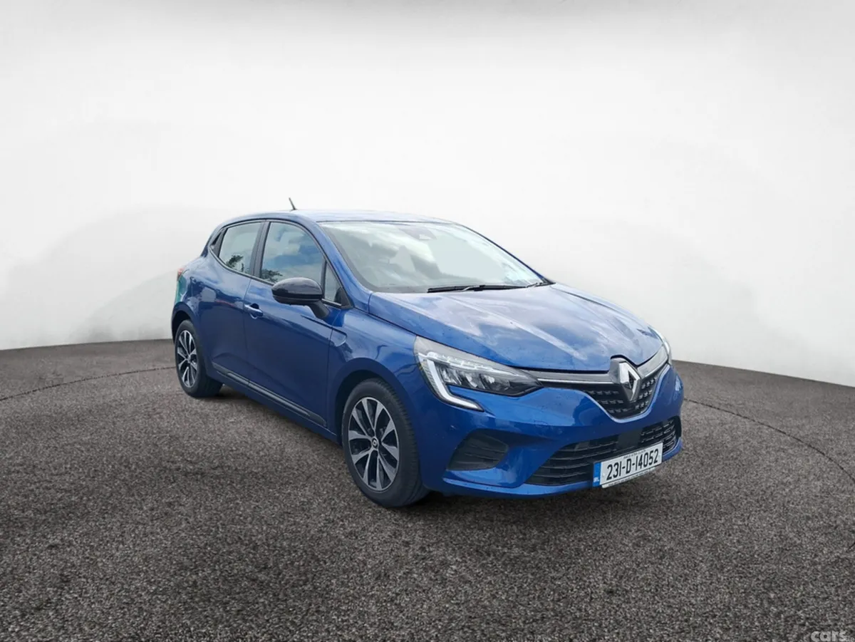 Renault Clio Hatchback, Petrol, 2023, Blue