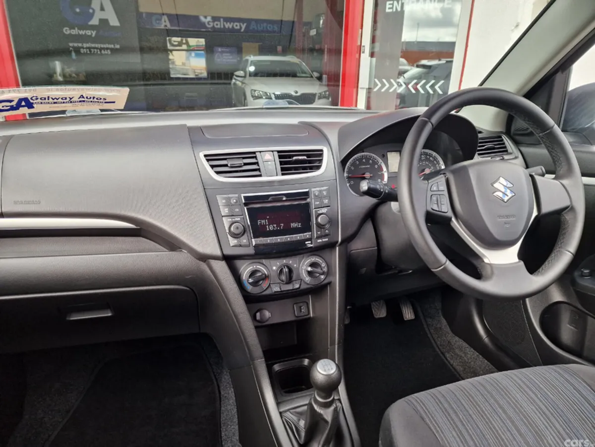 Suzuki Swift Hatchback, Petrol, 2016, Grey