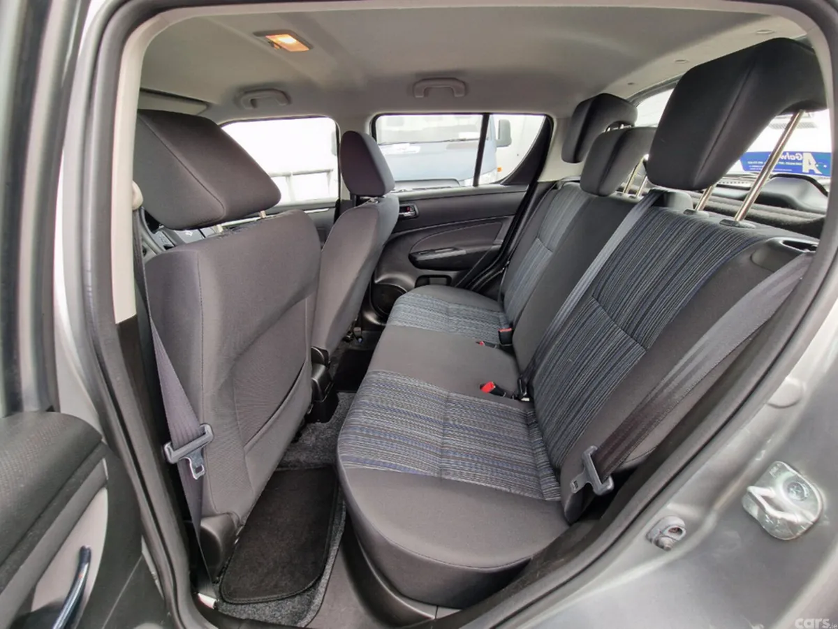 Suzuki Swift Hatchback, Petrol, 2016, Grey