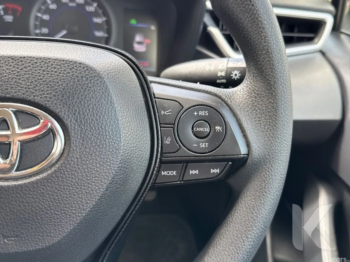 Toyota Corolla Saloon, Petrol Hybrid, 2021, White