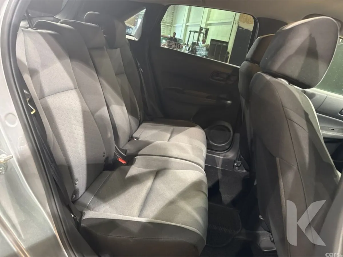 Honda Fit Hatchback, Petrol Hybrid, 2023, Silver