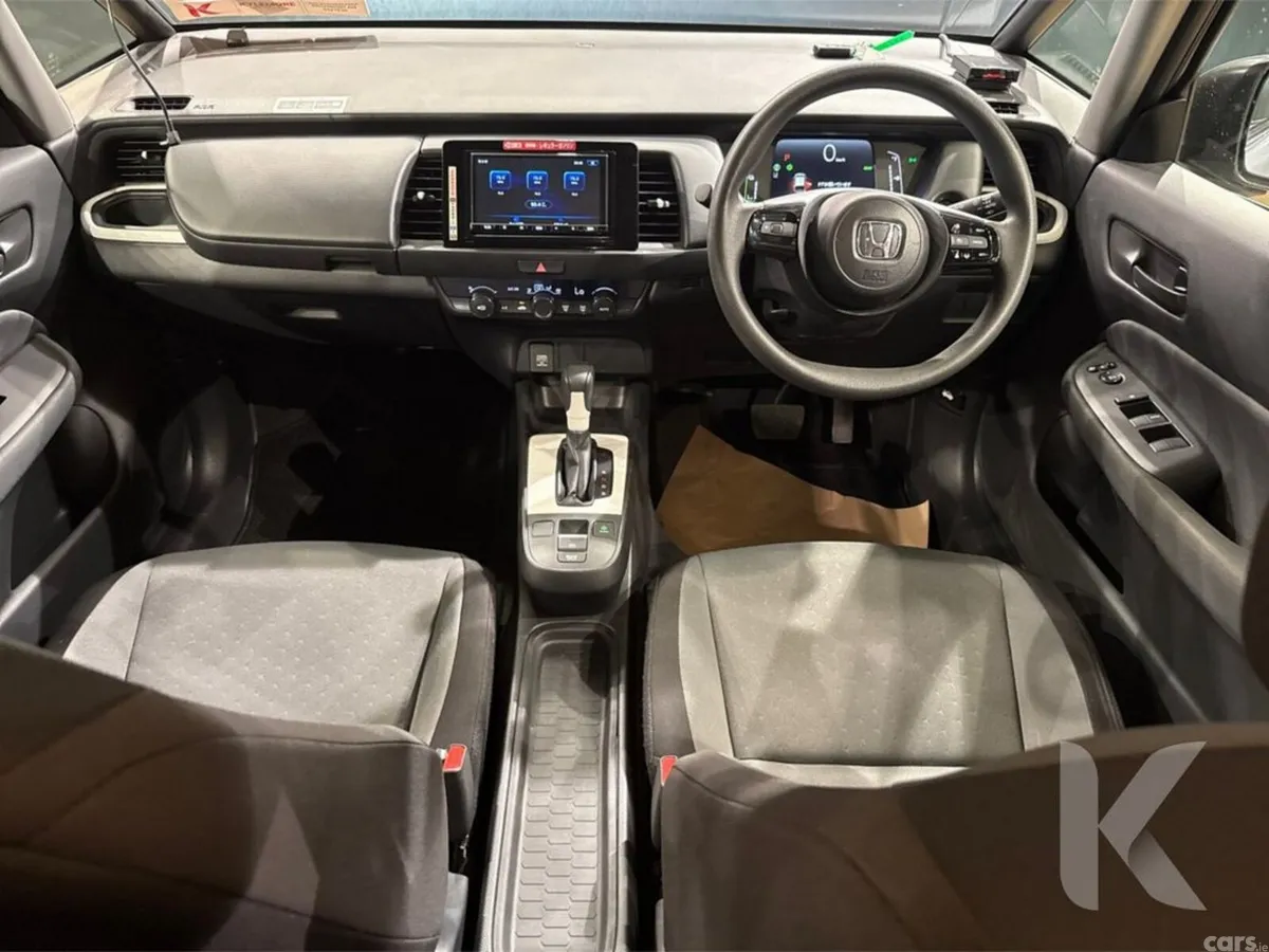 Honda Fit Hatchback, Petrol Hybrid, 2023, Silver