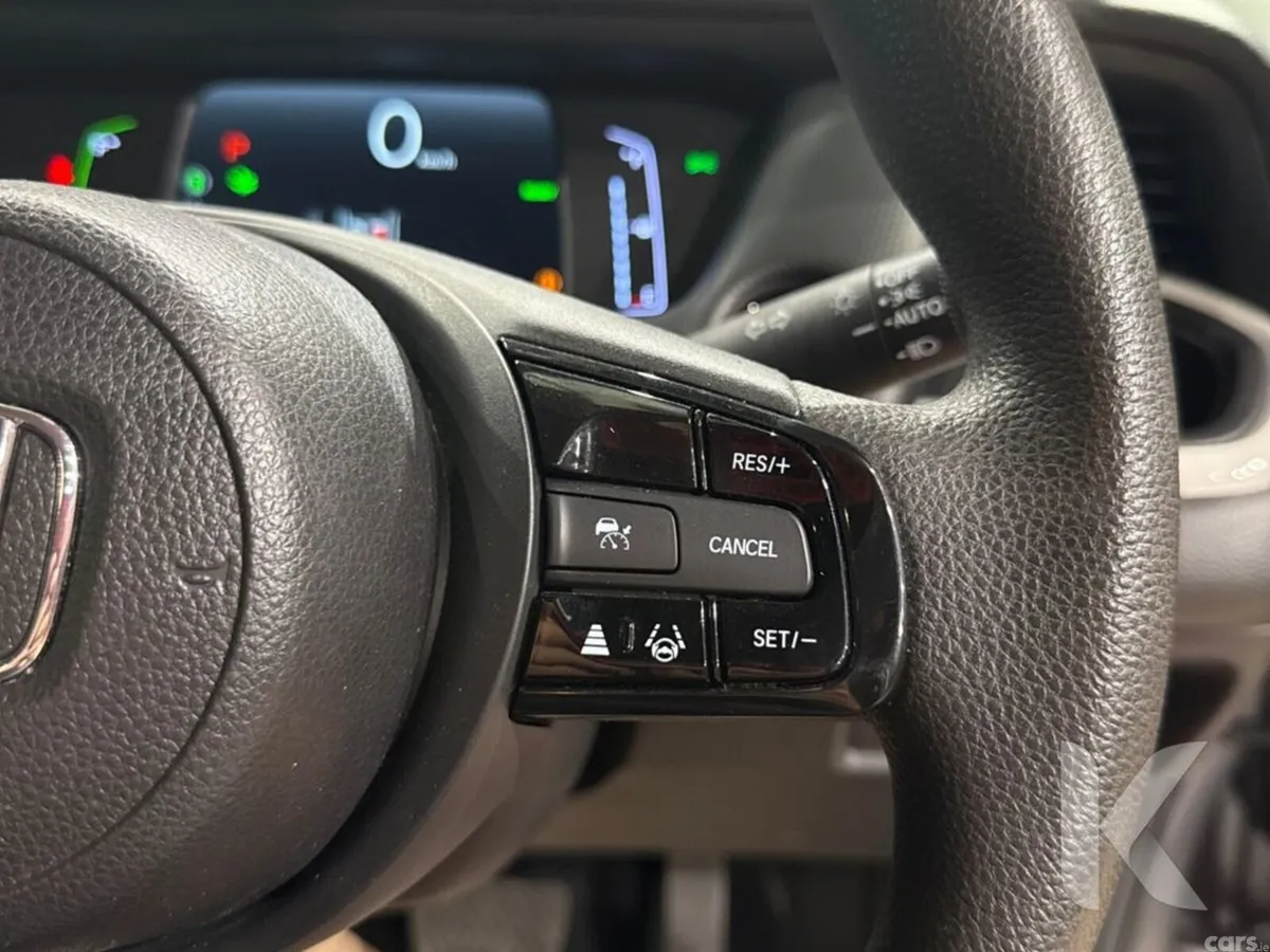Honda Fit Hatchback, Petrol Hybrid, 2023, Silver
